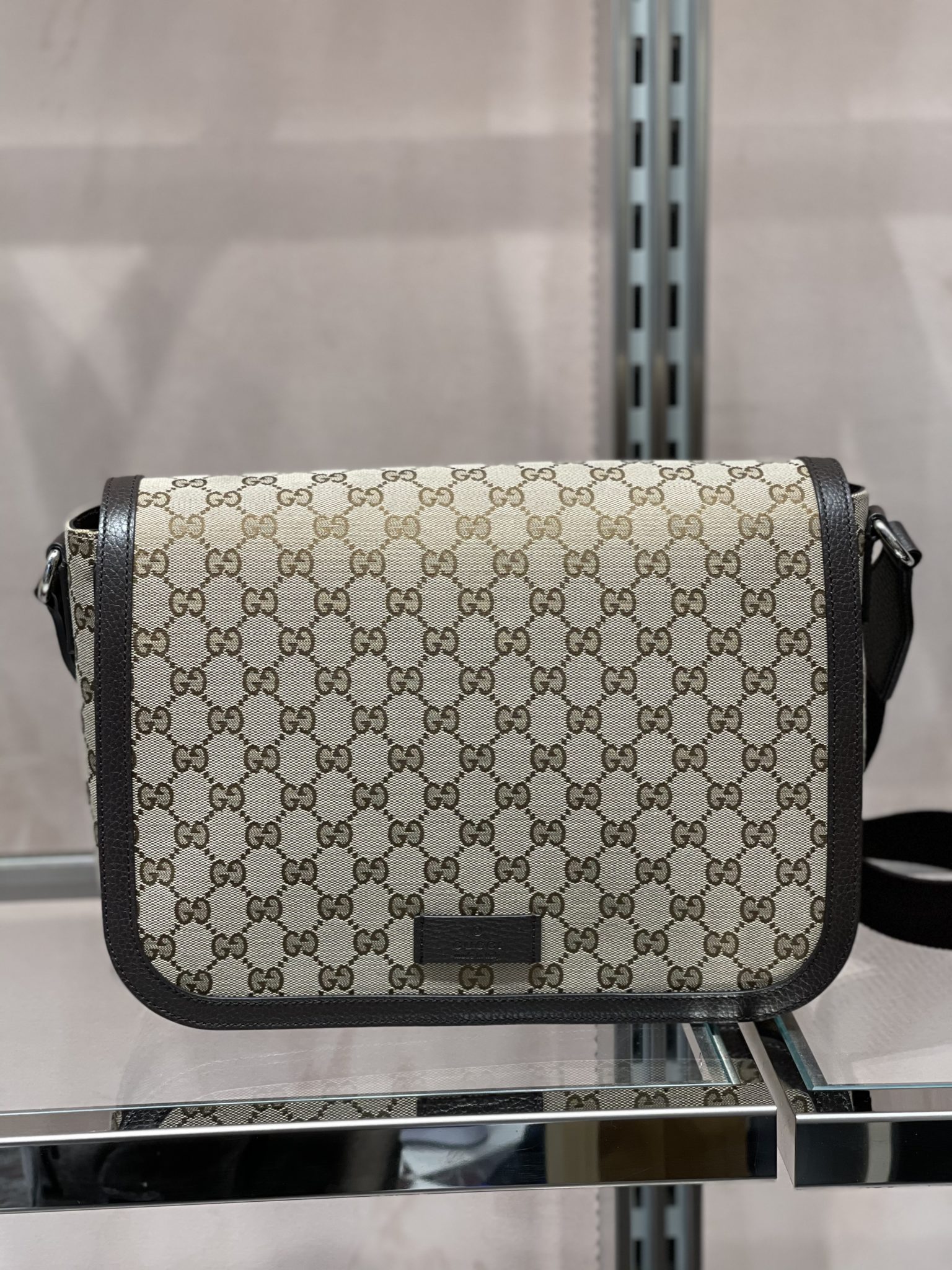 Sacoche GG suprême Gucci – HSA STORE