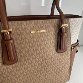 Sac À Main Michael Kors Voyager Tote Brown