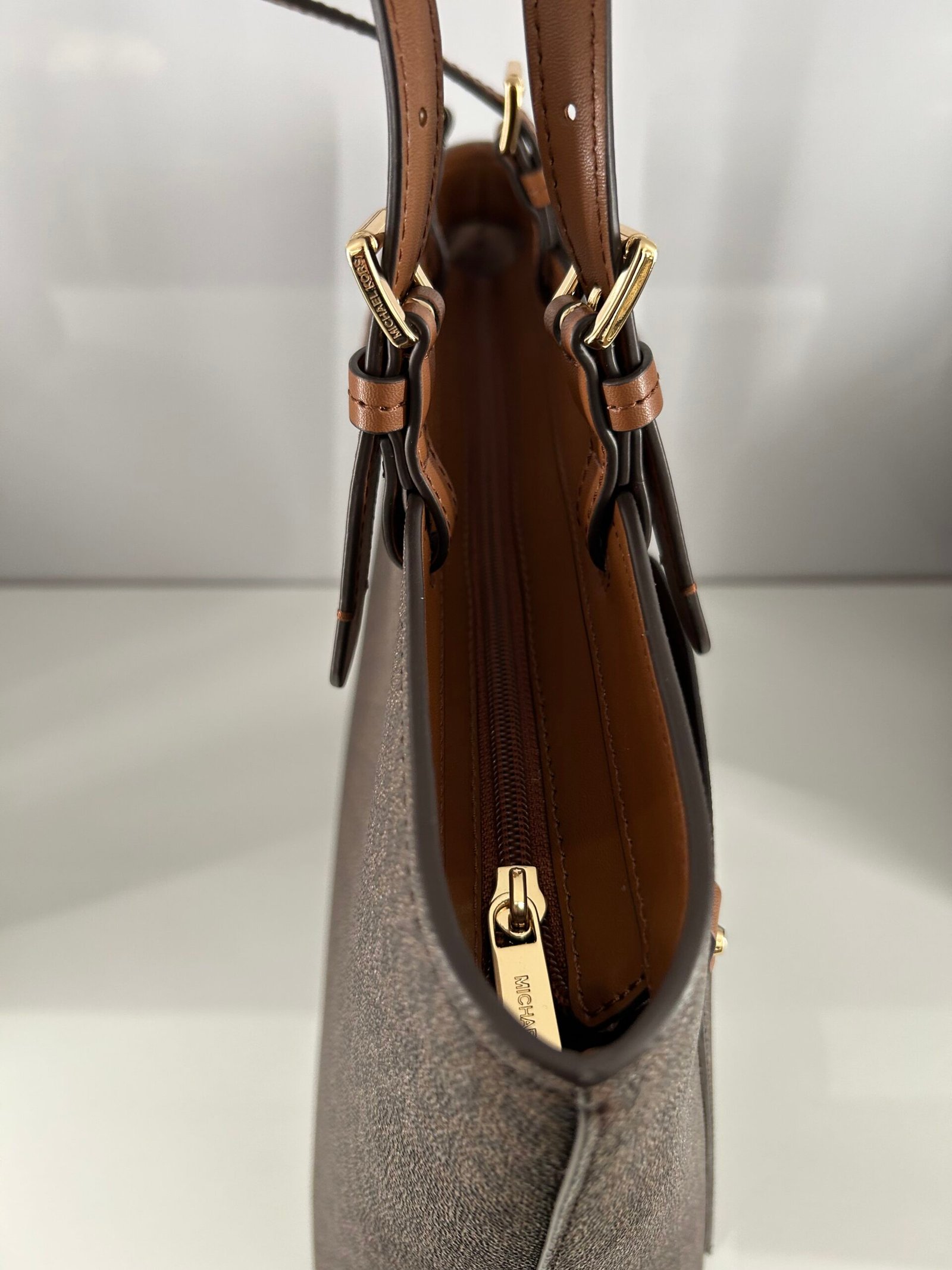 Sac À Main Jet Set Tote Marron – Image 3