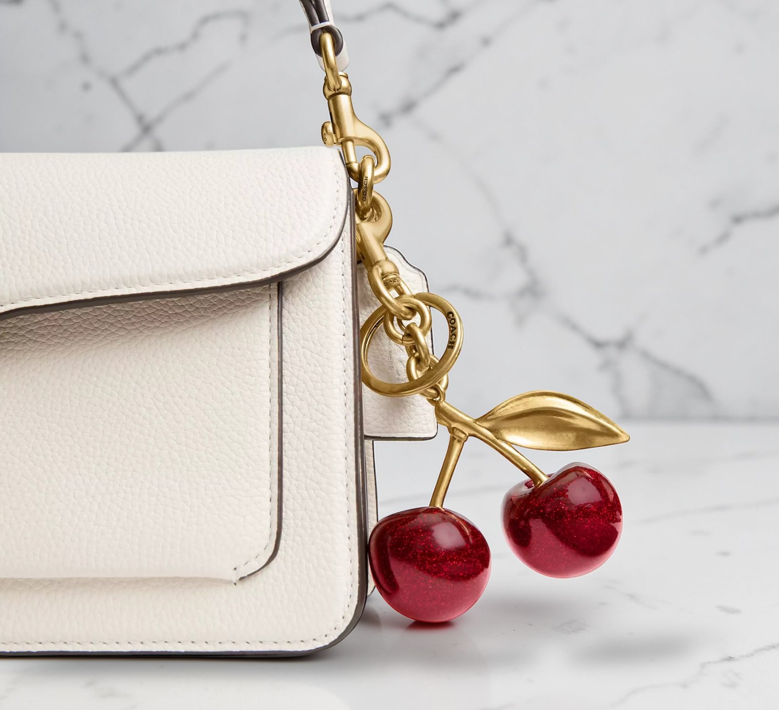 Porte-clés en forme de Cerise pour Sac à Main (Coach D'origine) – Image 2