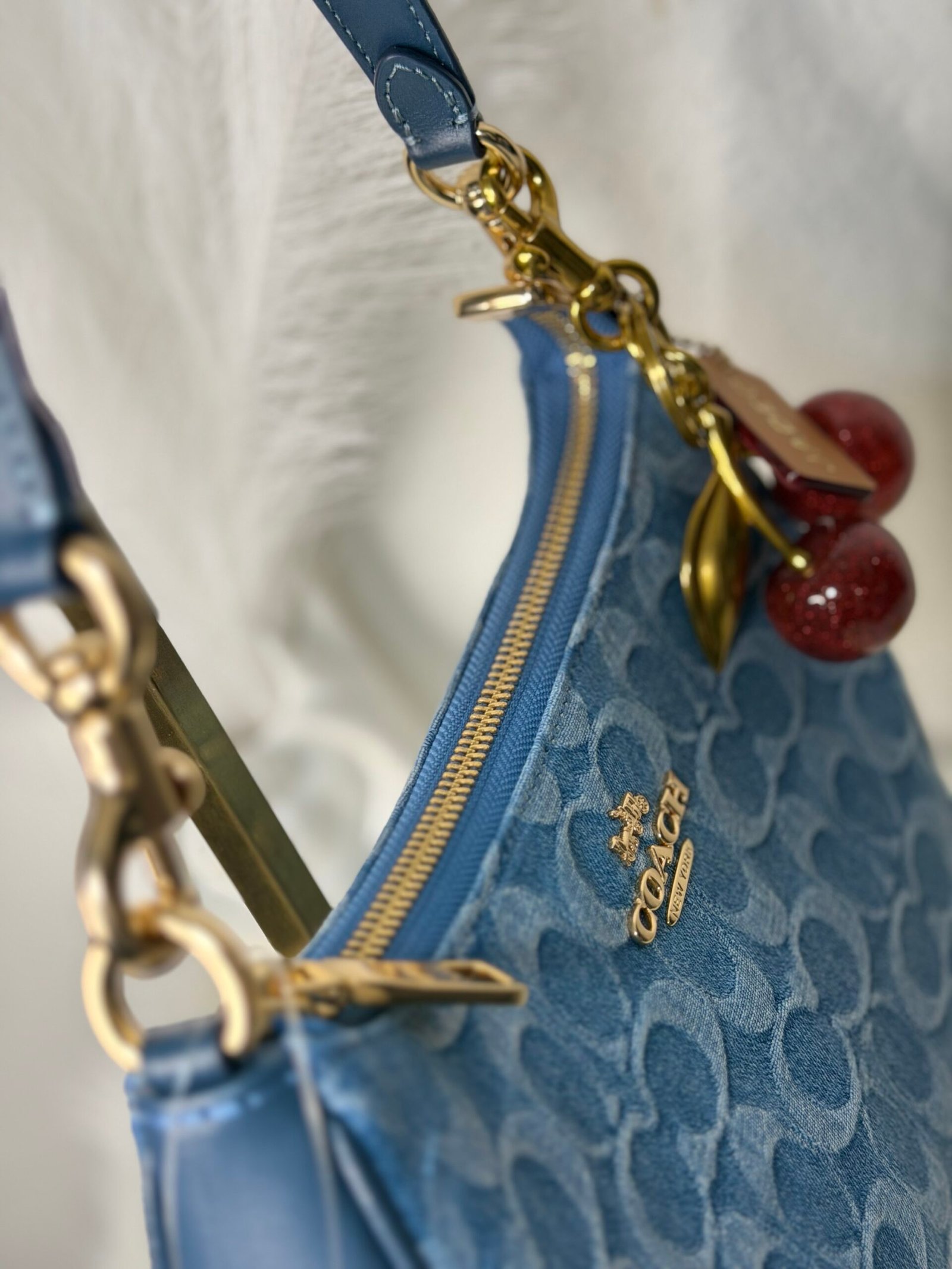 Sac À Bandoulière Coach Teri en Denim Bleu M – Image 5