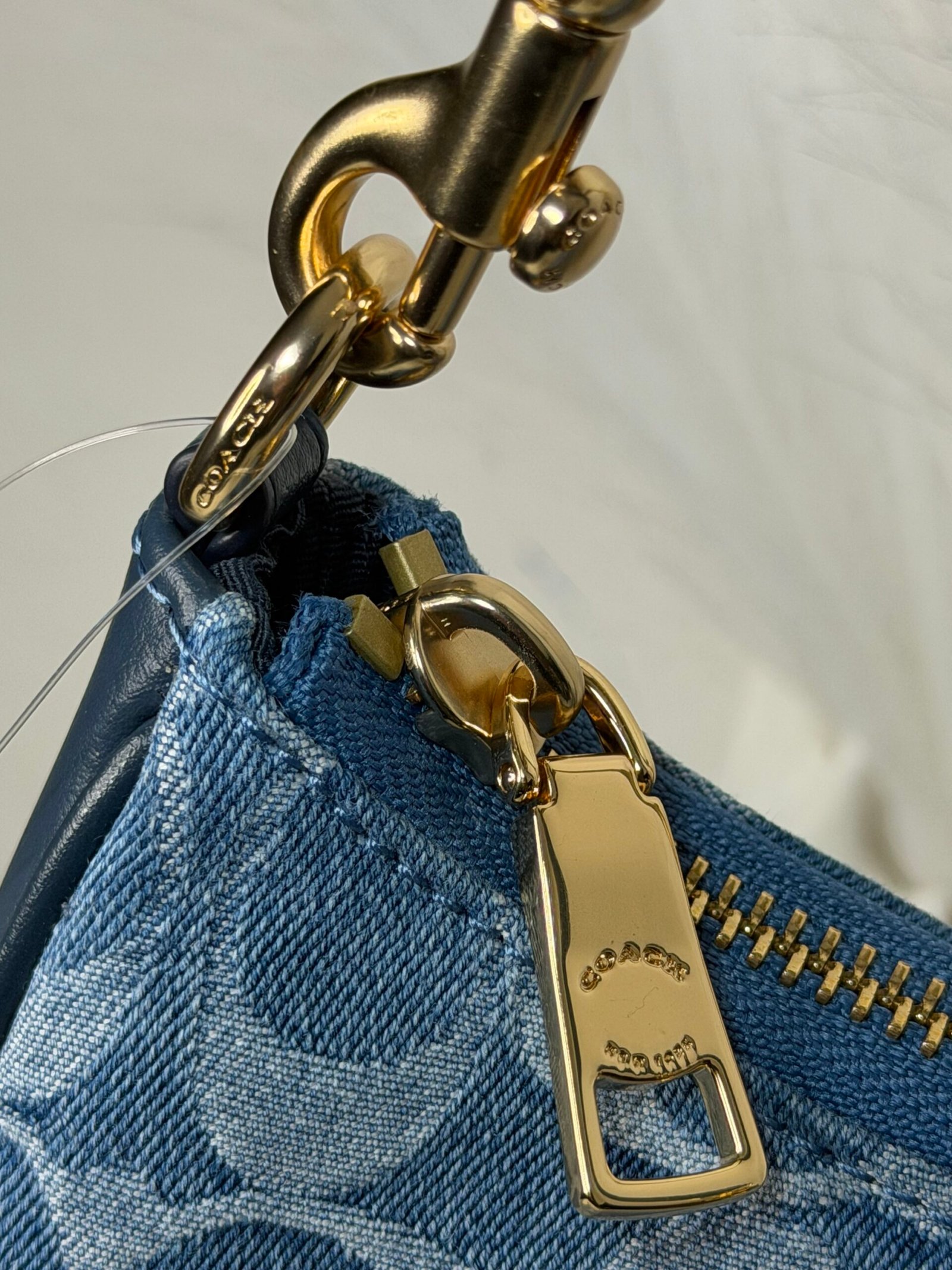 Sac À Bandoulière Coach Teri en Denim Bleu M – Image 6