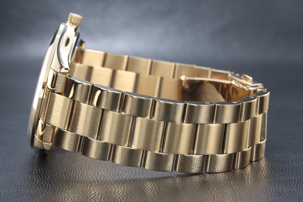 Montre Michael Kors Slim Runway Mixte Doré – Image 12