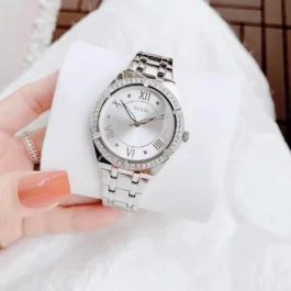 Montre Guess pour Femme Argenté orné de strass