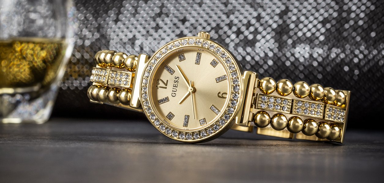 Montre Guess Gala pour Femme Or orné de strass – Image 5