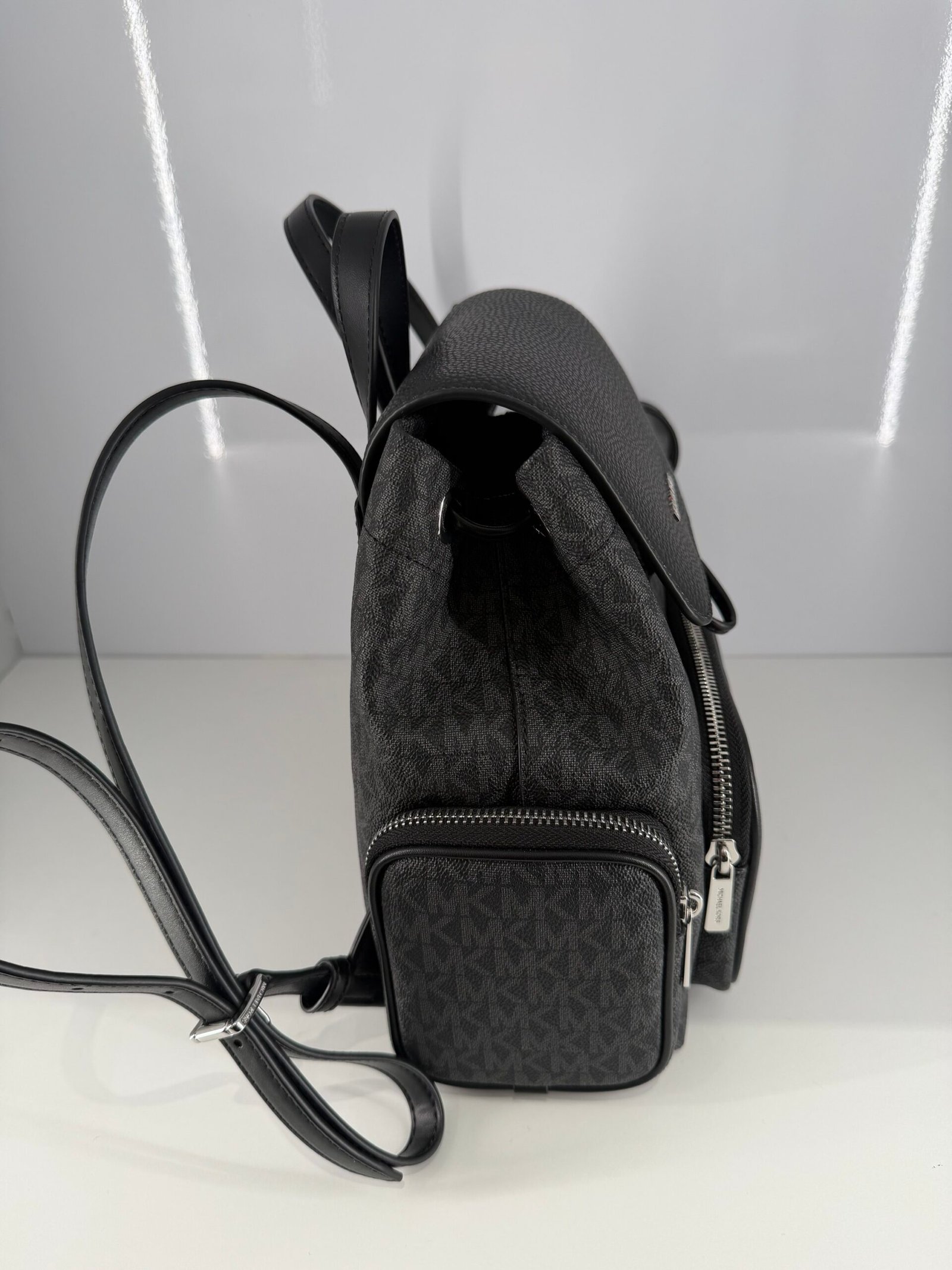 Sac à Dos Michael Kors Merrit Black M – Image 3