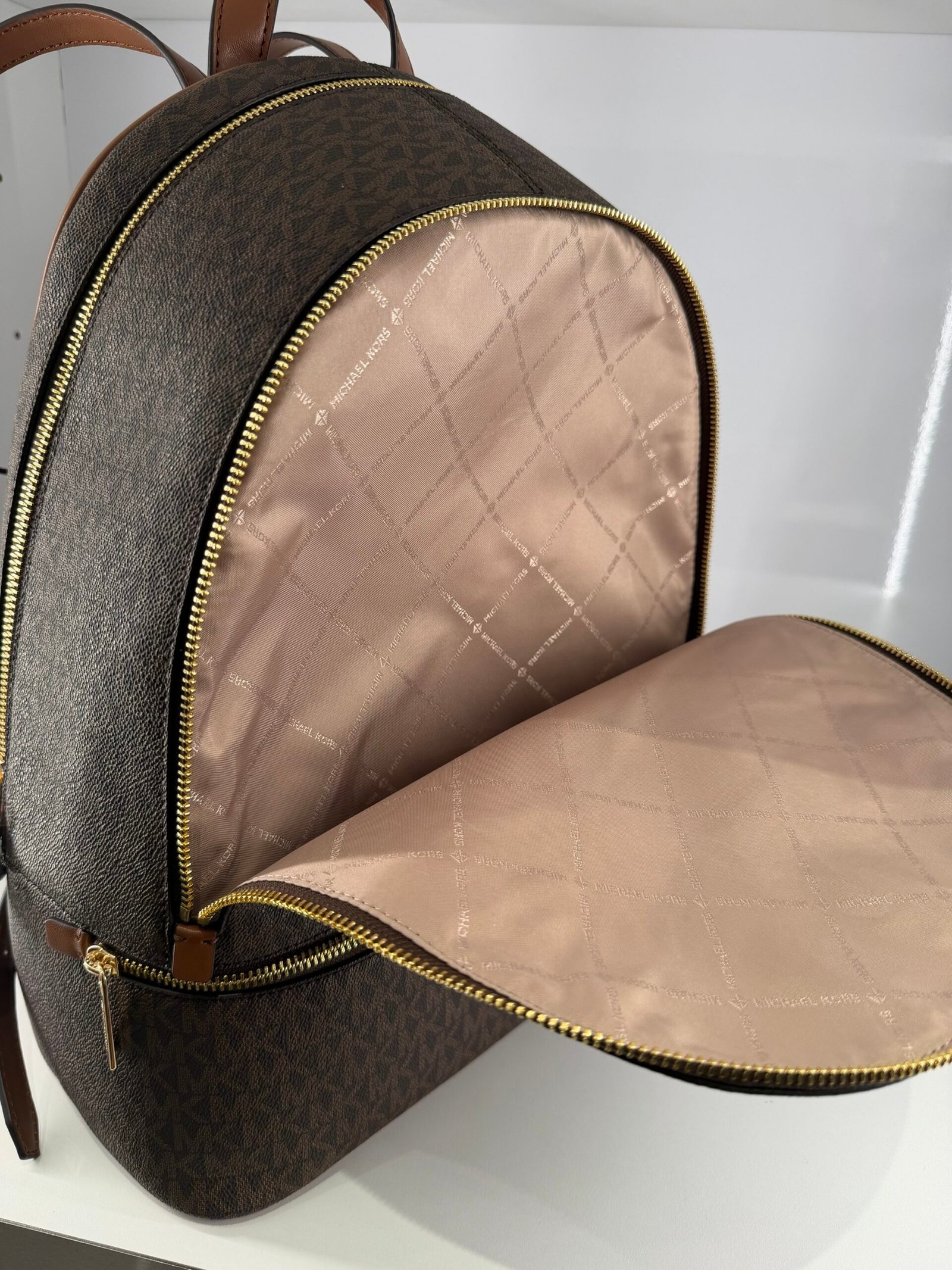 Sac à Dos Michael Kors Rhea Brown L – Image 4