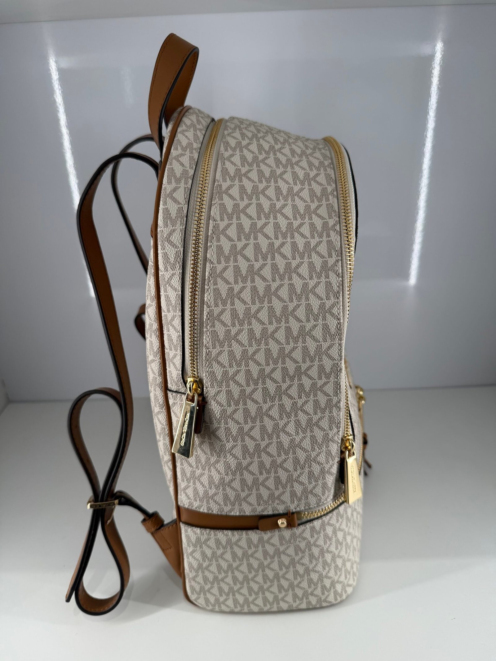 Sac à Dos Michael Kors Rhea Vanilla L – Image 4