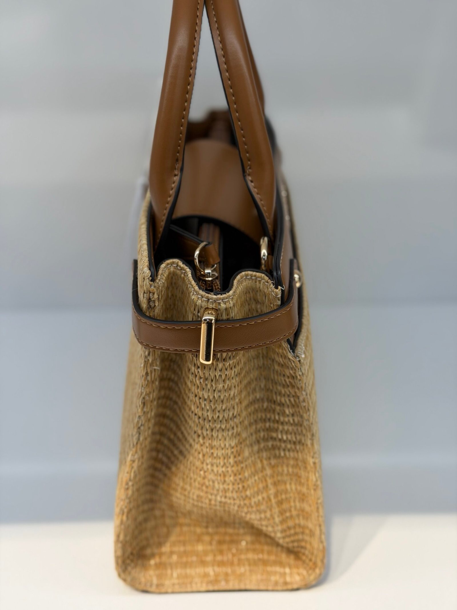 Sac À Bandoulière Guess Laurel Carryal L – Image 4