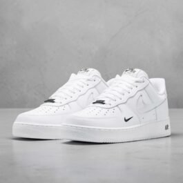 Air Force 1 &rsquo;07 LV8 White