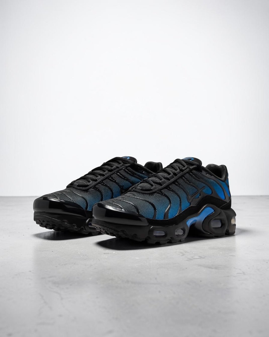 Air Max Plus SE Bleu Ado – Image 2