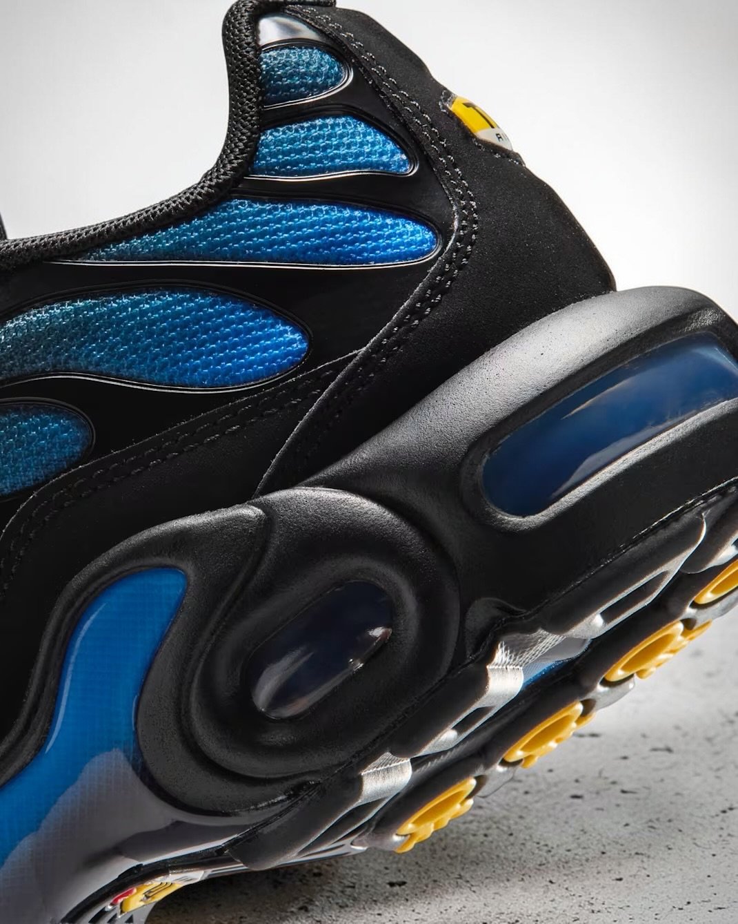 Air Max Plus SE Bleu Ado – Image 5