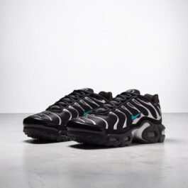 Air Max Plus SE Red Ado