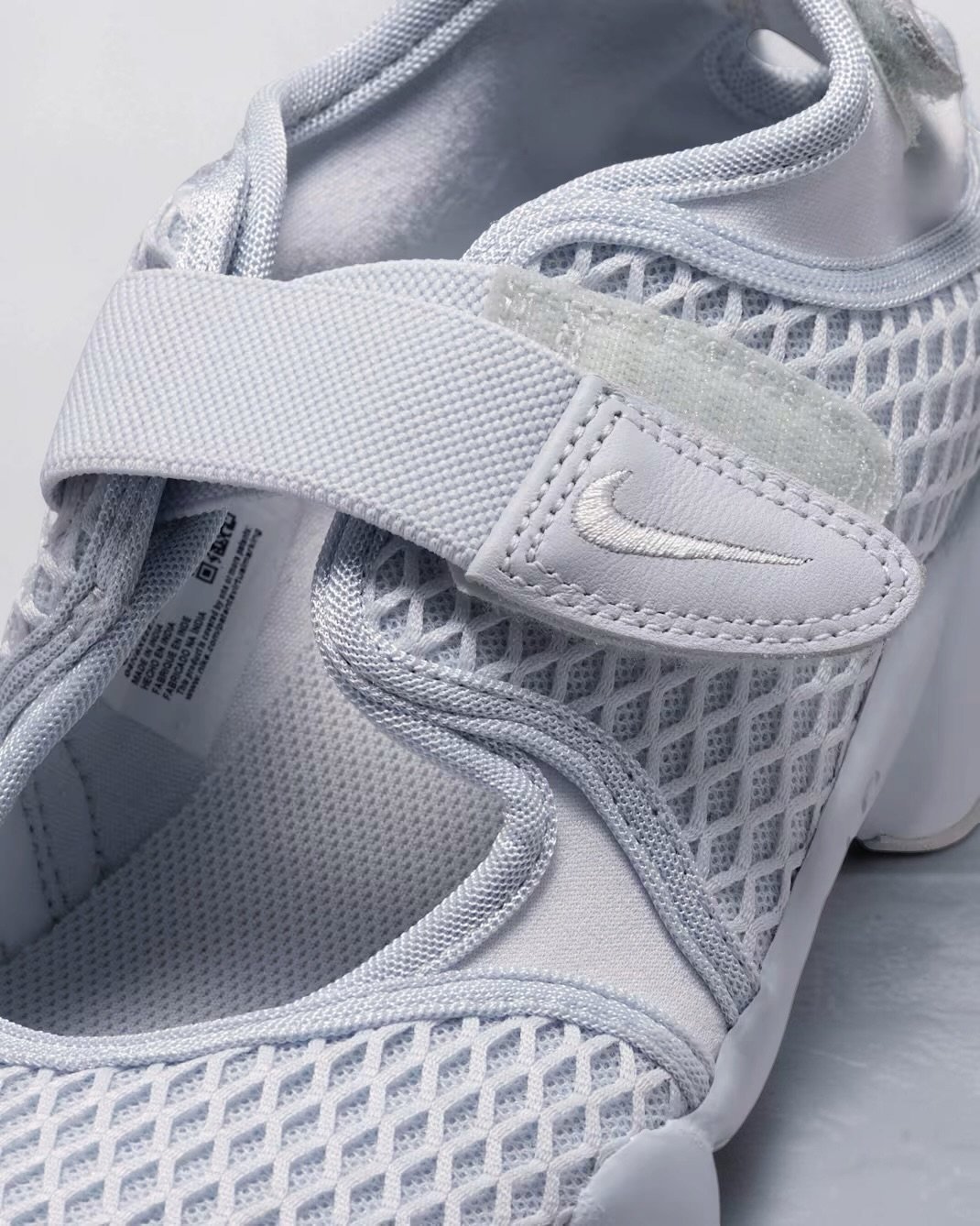 Air Rift Breathe WMNS – Image 4