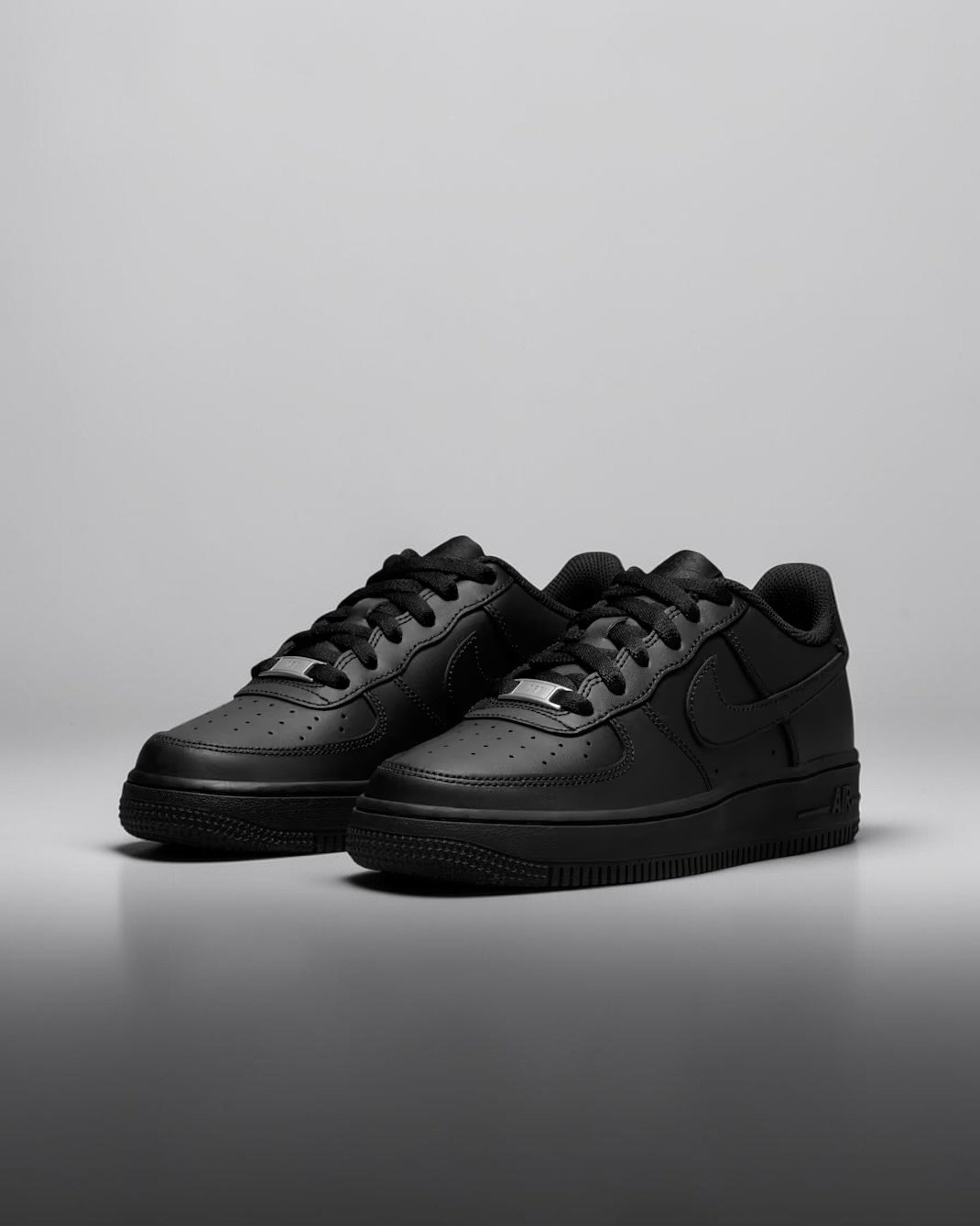 Air Force 1 Low Black Ado – Image 2