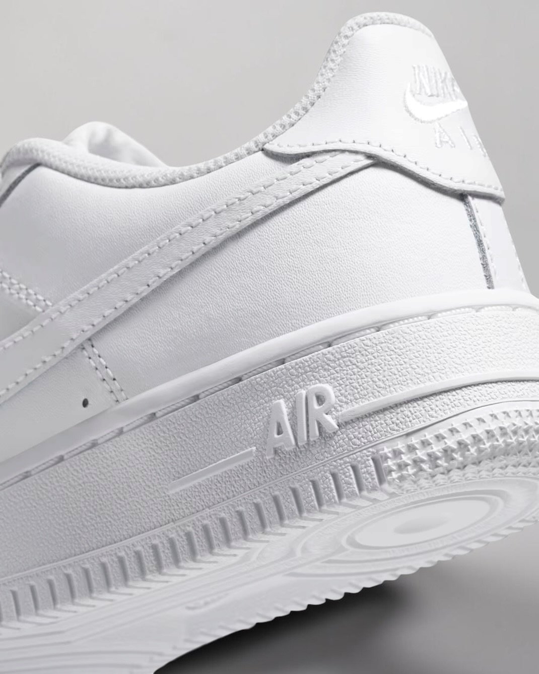 Air Force 1 Low White Ado – Image 4