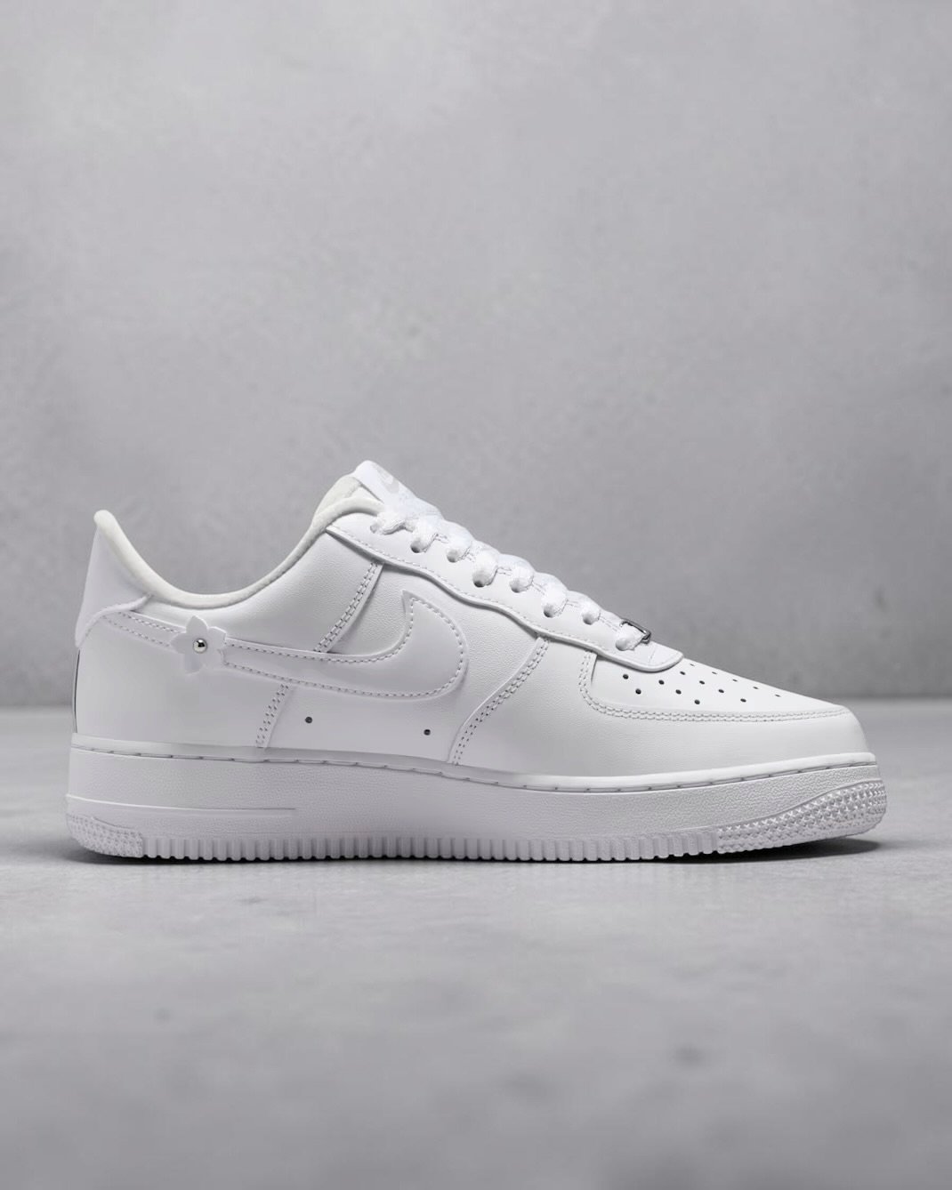 Air Force 1'07 "Florette" White – Image 3