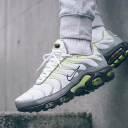 Air Max Plus Tuned Light Liquid Lime