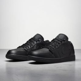 Air Jordan 1 Low Black