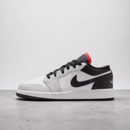 Air Jordan 1 Low Gs Infrared 23
