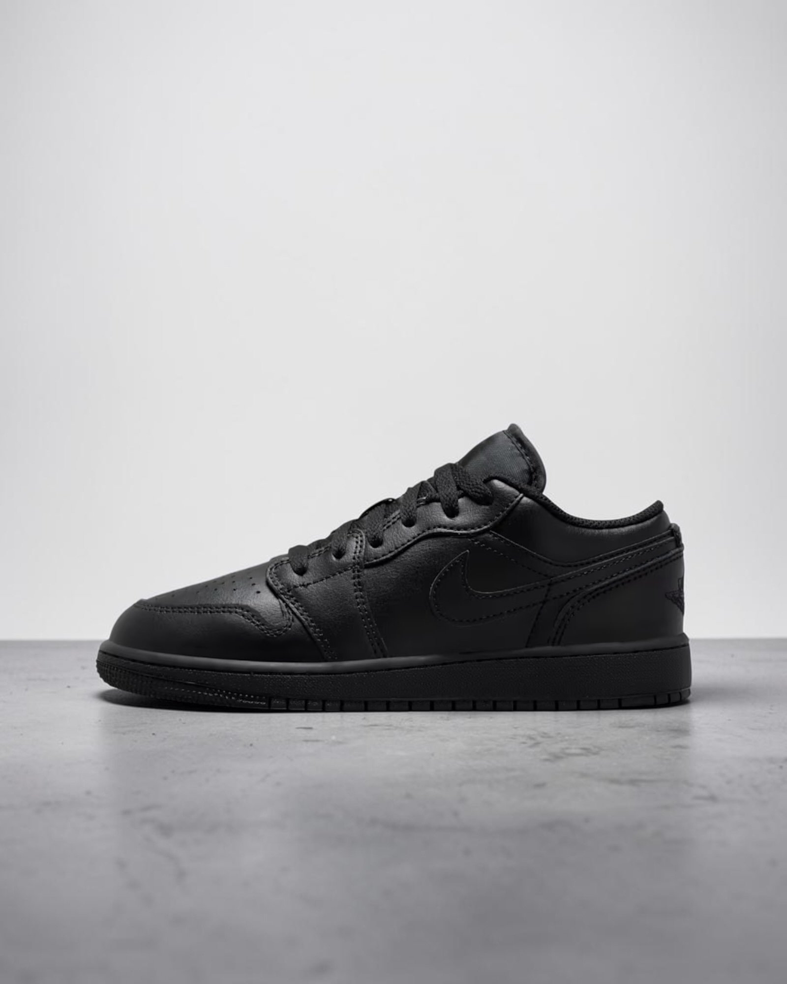 Air Jordan 1 Low Gs Black
