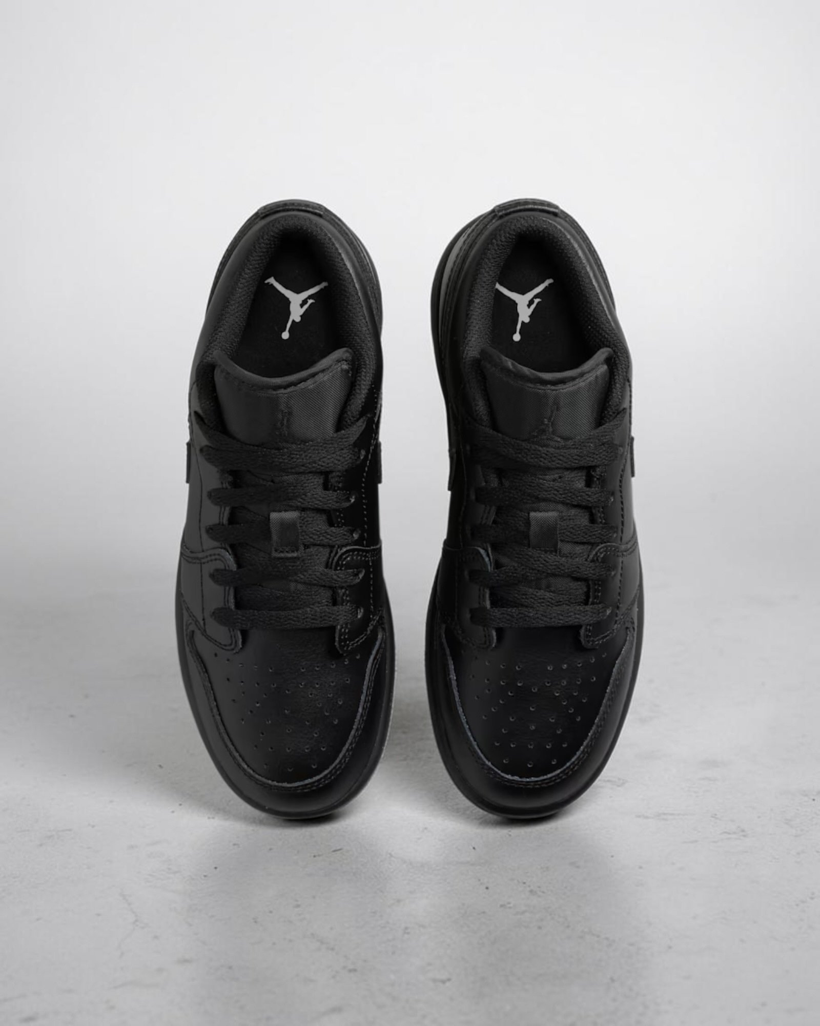 Air Jordan 1 Low Gs Black – Image 4