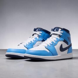 Air Jordan 1 Mid University Blue