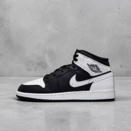 Air Jordan 1 Mid GS Oréo