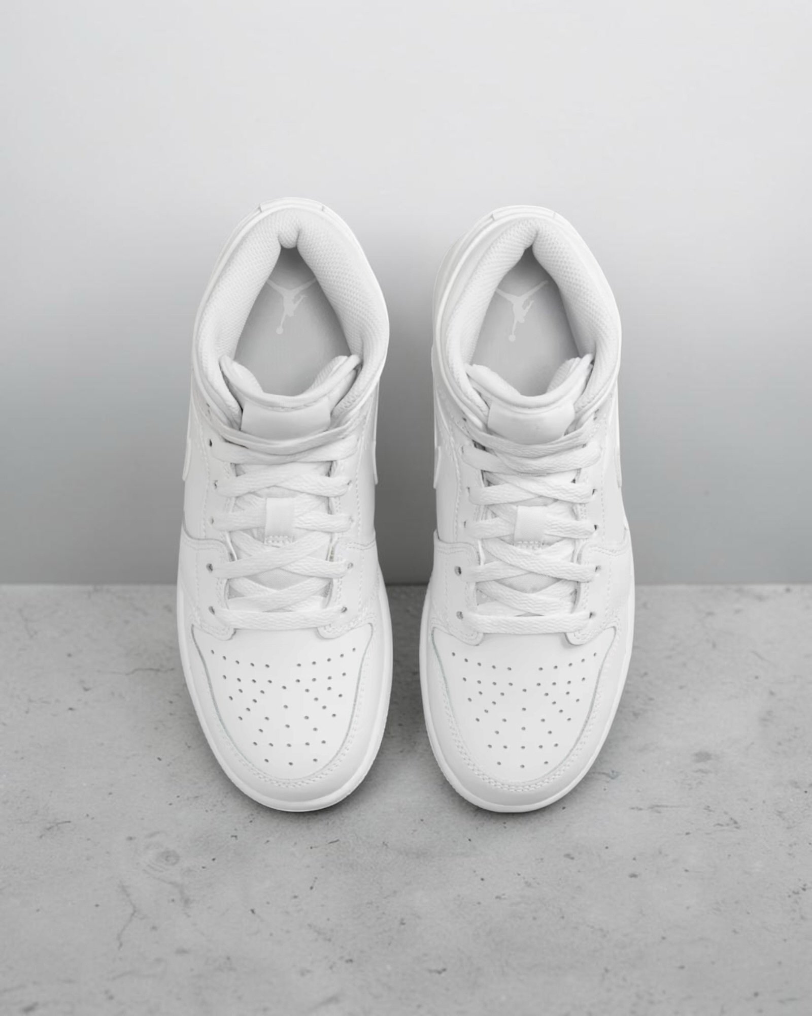 Air Jordan 1 Mid Gs White – Image 6