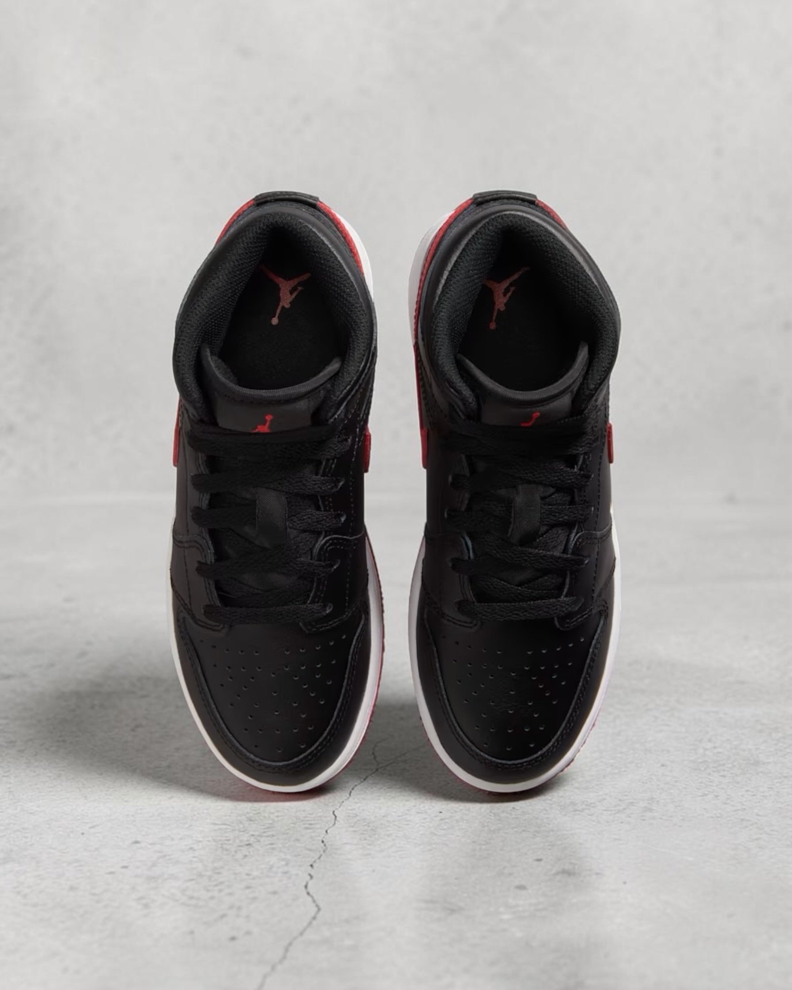 Air Jordan 1 Mid GS Black Red – Image 5