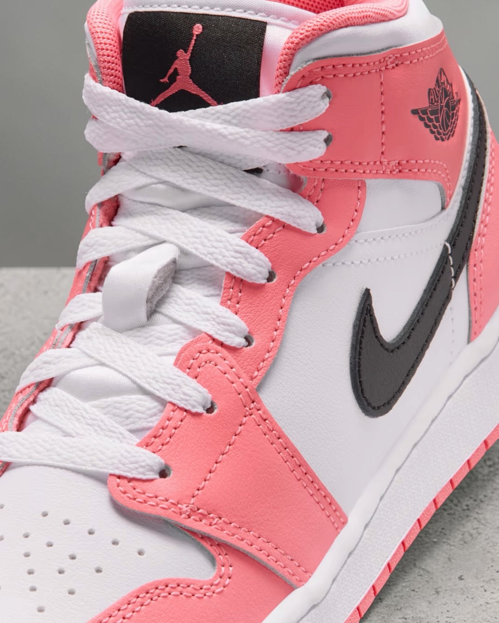 Air Jordan 1 Mid GS Pink Gaze – Image 2