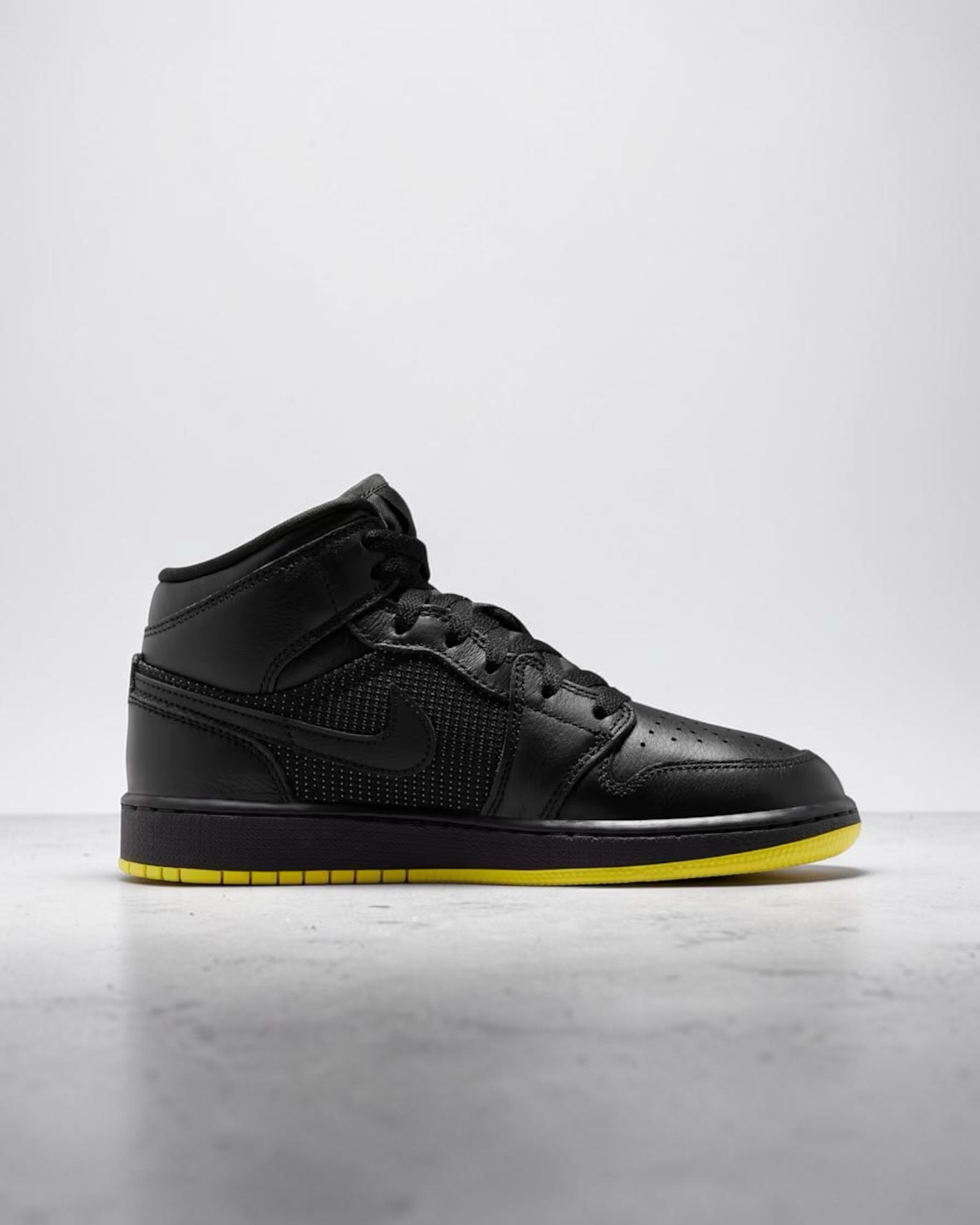 Air Jordan 1 Mid Gs Comic Book Jaune – Image 3