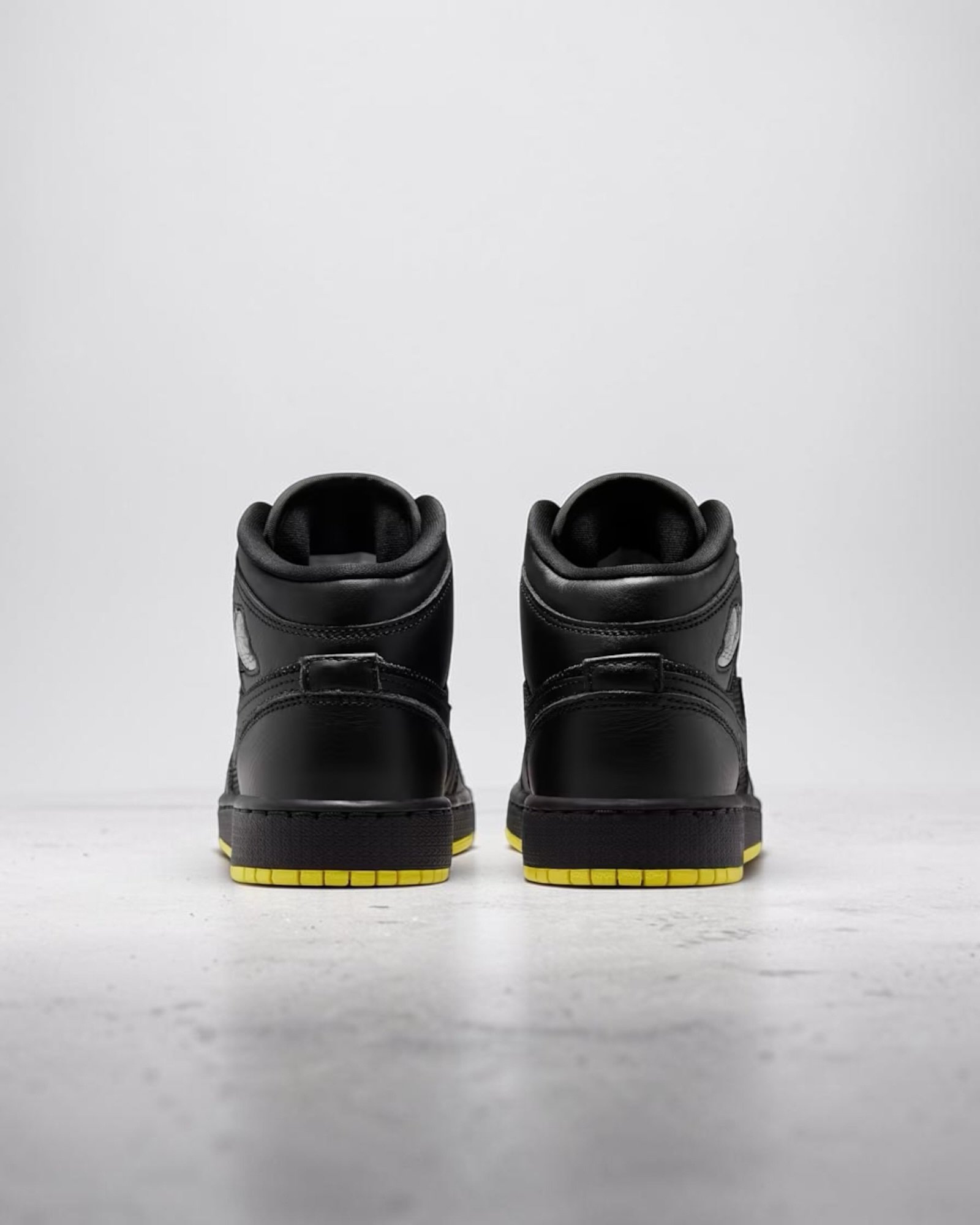 Air Jordan 1 Mid Gs Comic Book Jaune – Image 7