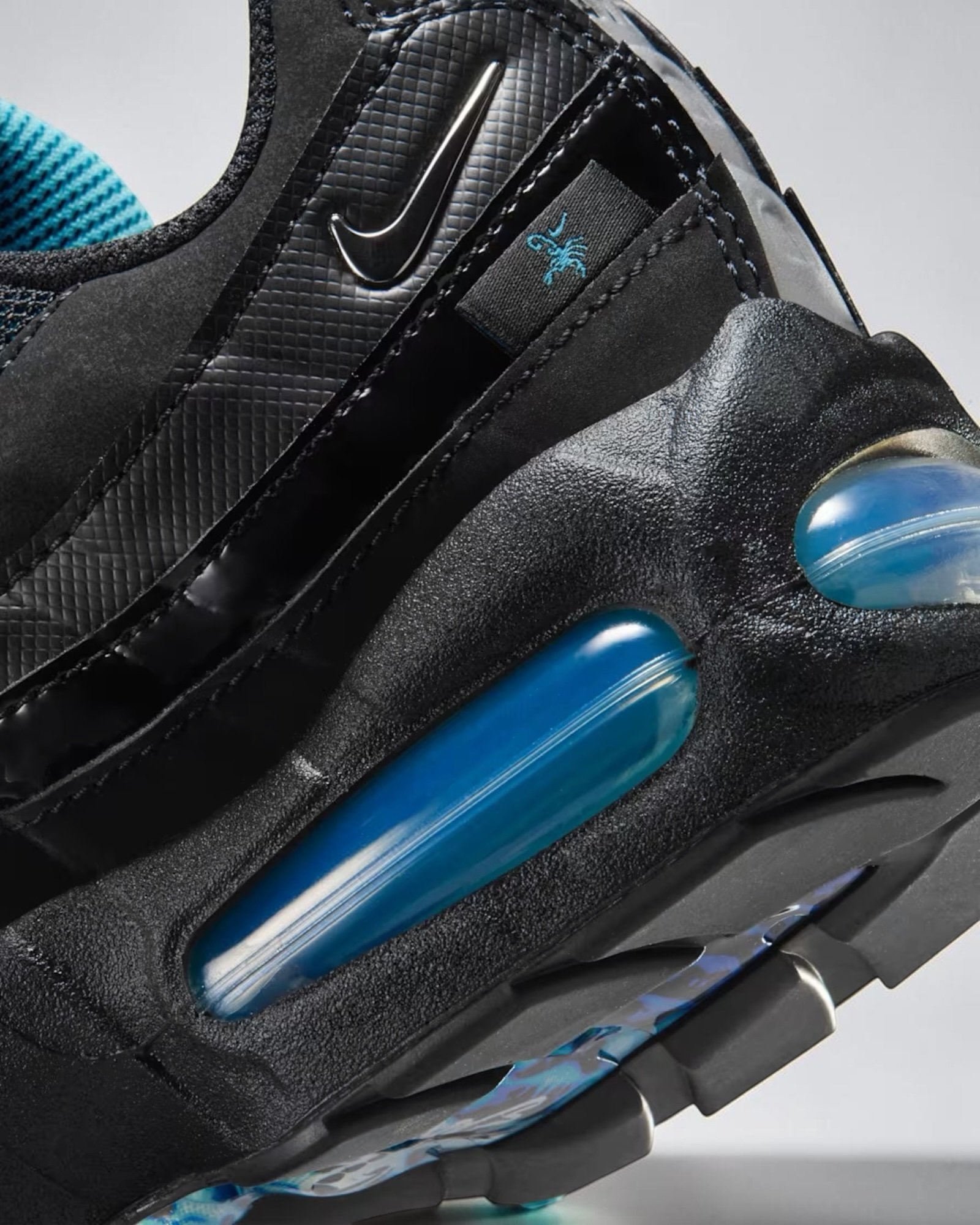 Air Max 95 SE Black Gamma Blue Ado – Image 7