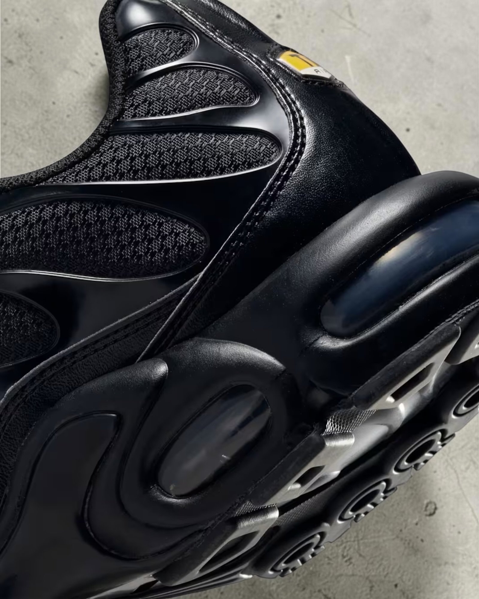 Air Max Plus Tuned Black – Image 5