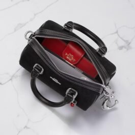 Sac À Bandoulière Coach Mini Rowan Black Avec Breloque Cerise S