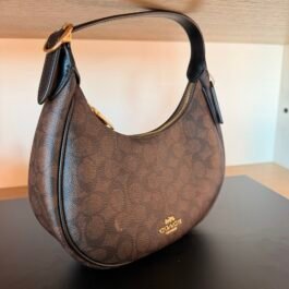 Sac À Bandoulière Coach Emily En Toile Marron Noir