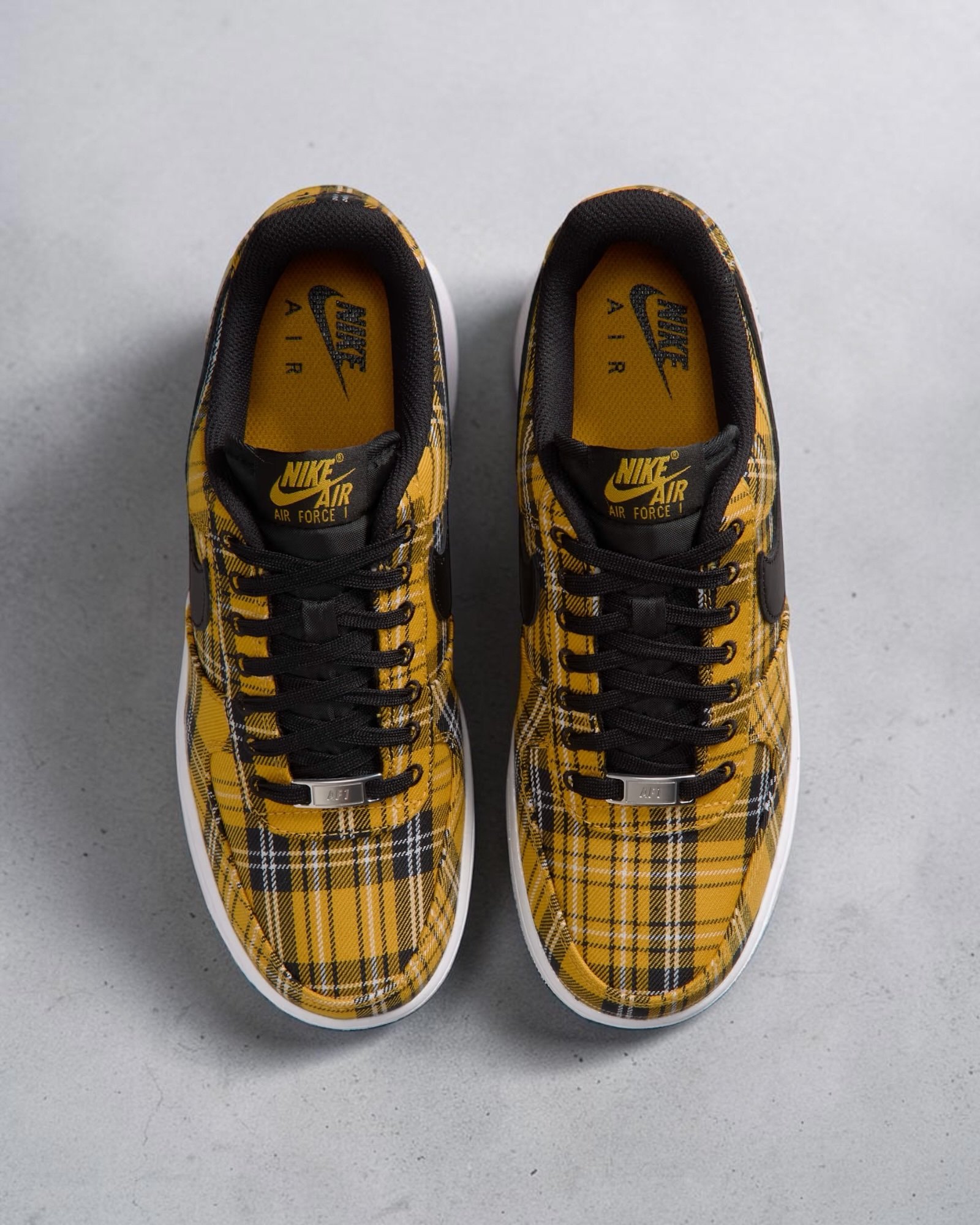 Air Force 1'07 Low Yellow Plaid – Image 6