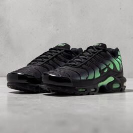 Air Max Plus Tuned Black Illusion Green