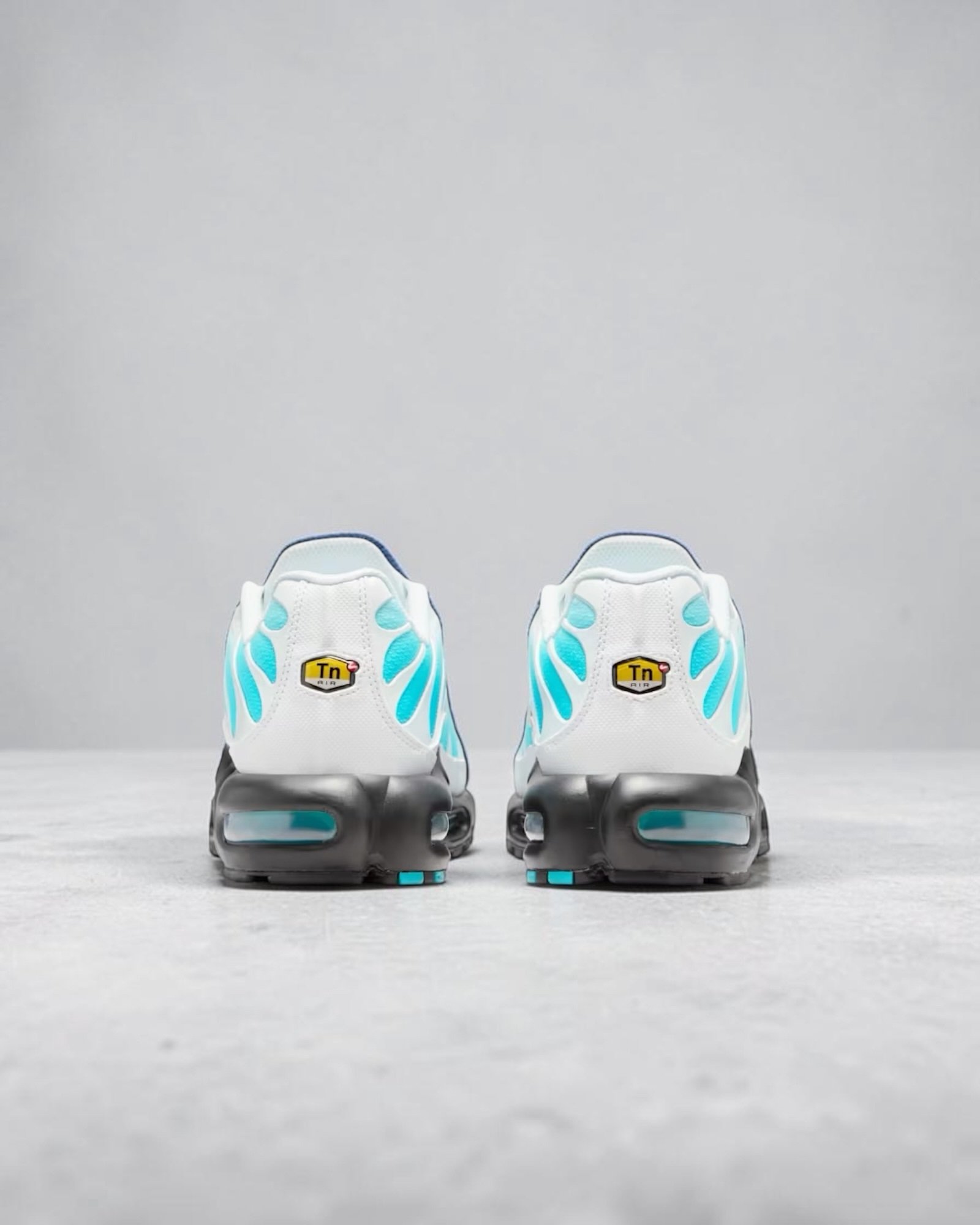 Air Max Plus Tuned Dusty Cactus – Image 7