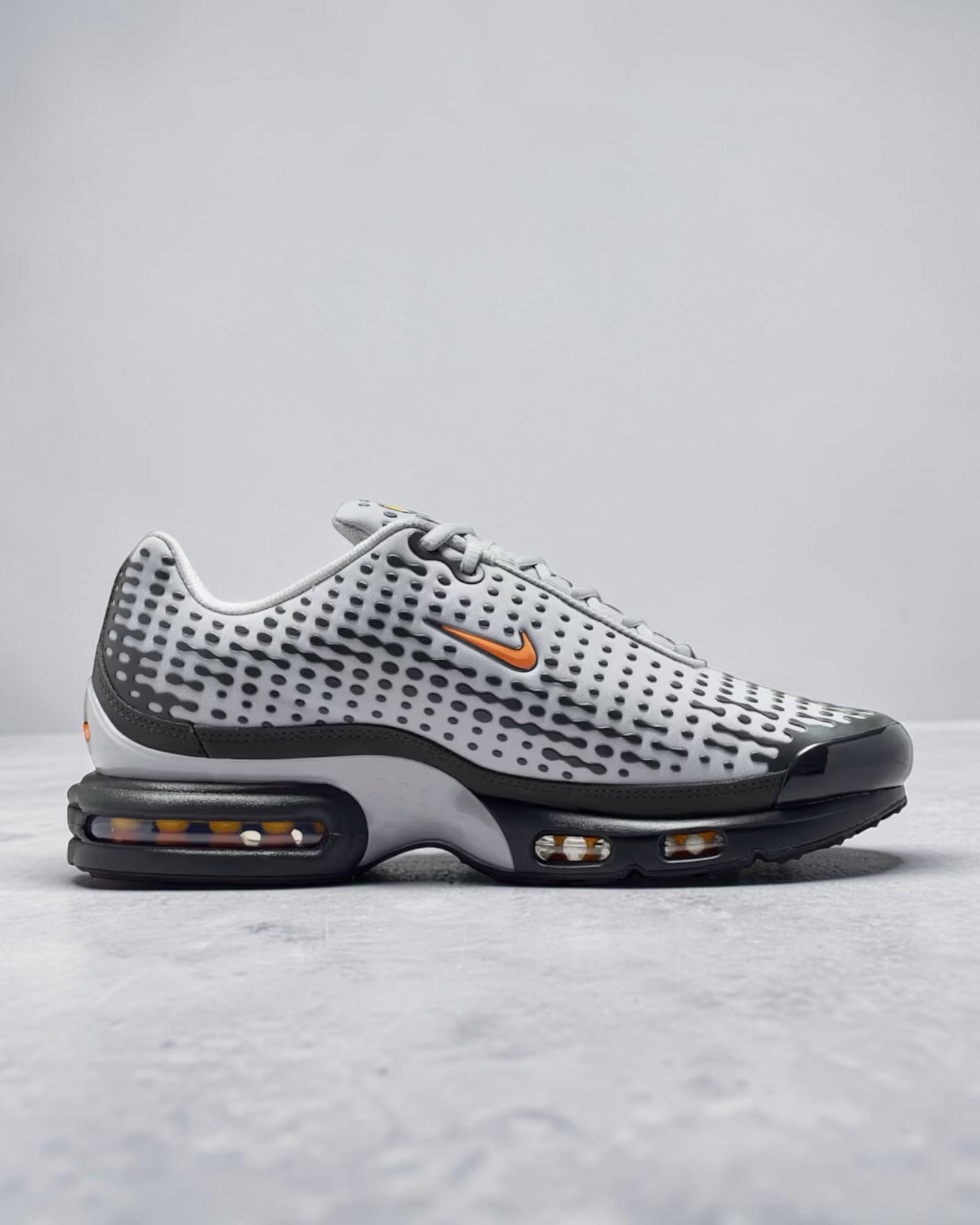 Air Max Plus Tuned 7 Hot Curry – Image 4
