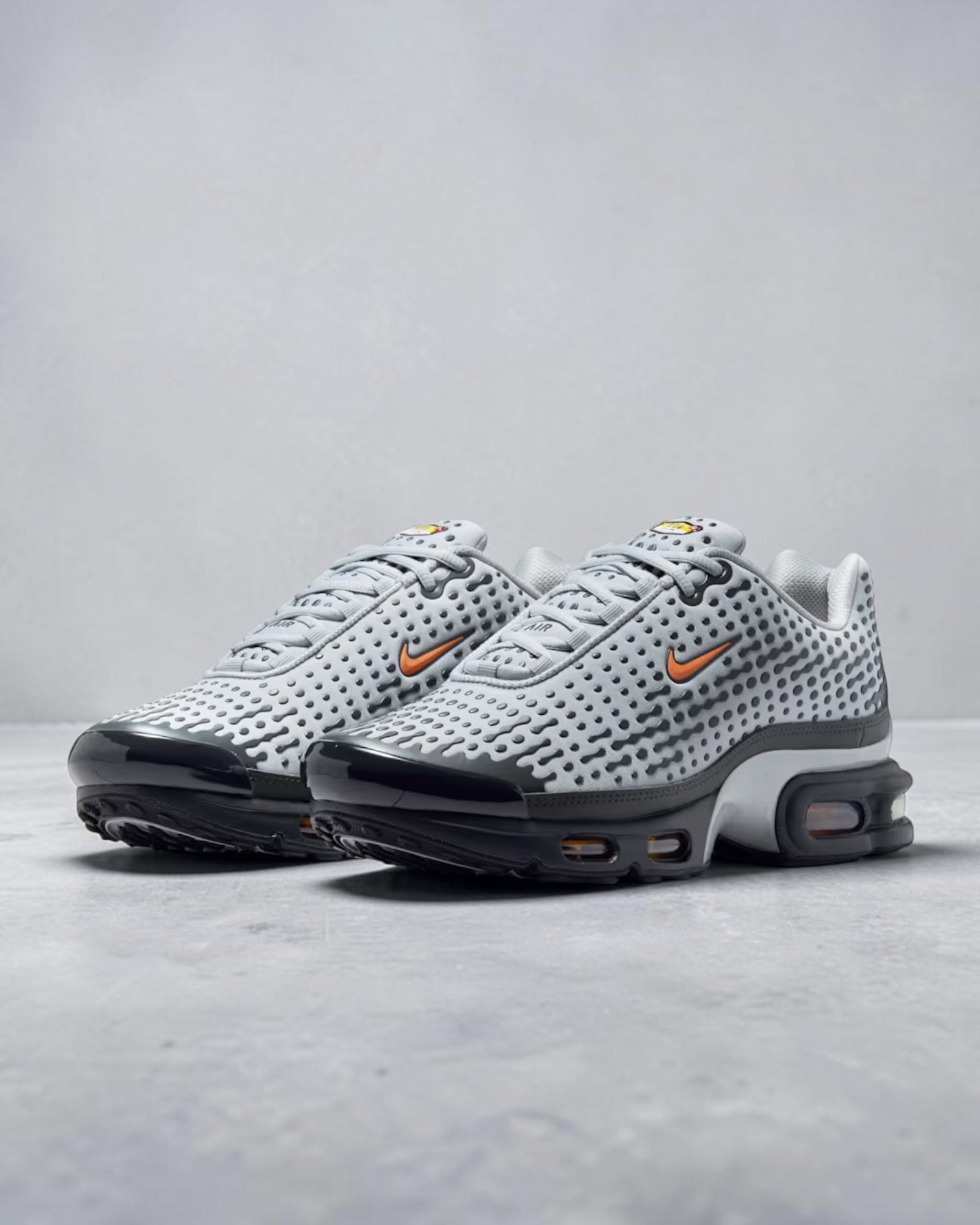 Air Max Plus Tuned 7 Hot Curry – Image 3