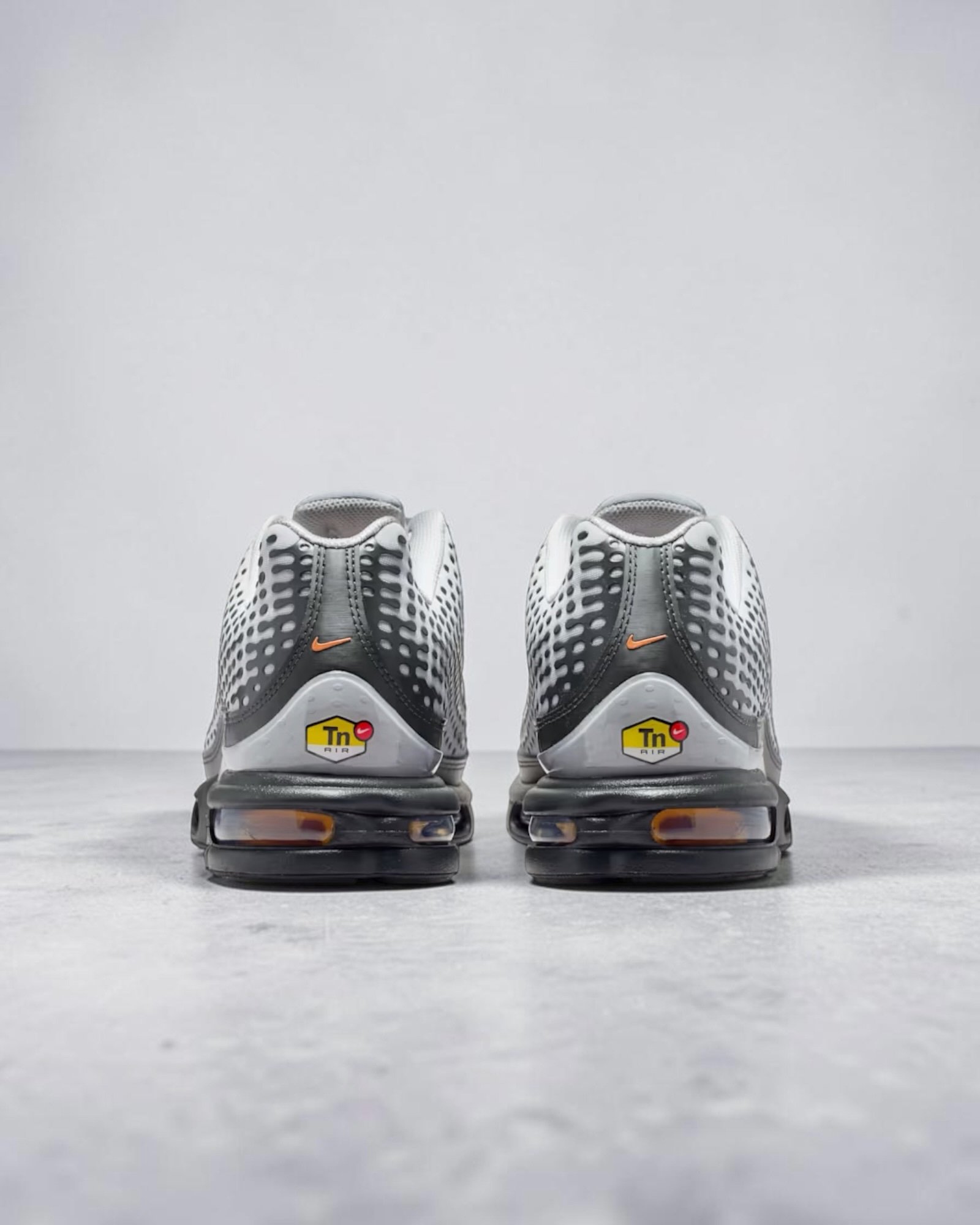 Air Max Plus Tuned 7 Hot Curry – Image 6