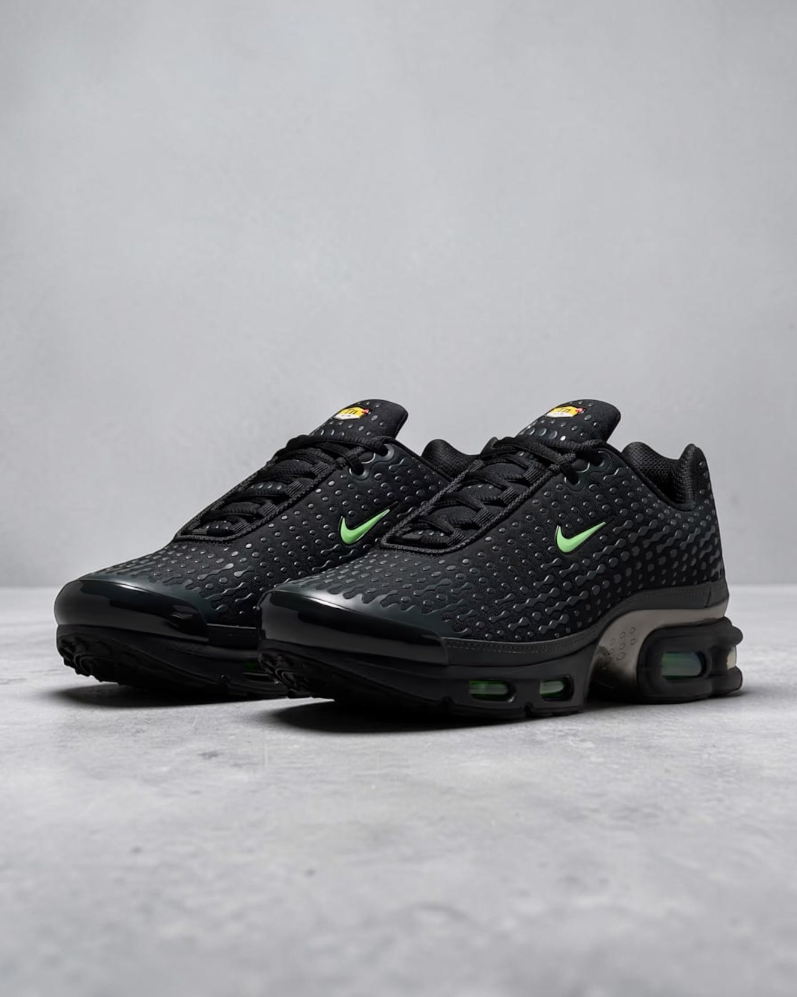 Air Max Plus Tuned 7 Black – Image 2