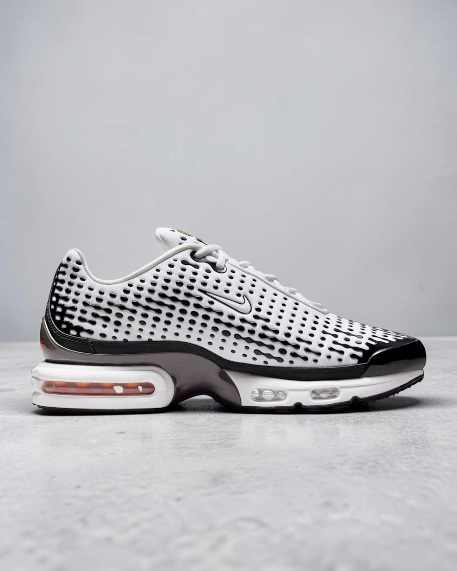Air Max Plus Tuned 7 Panda – Image 4