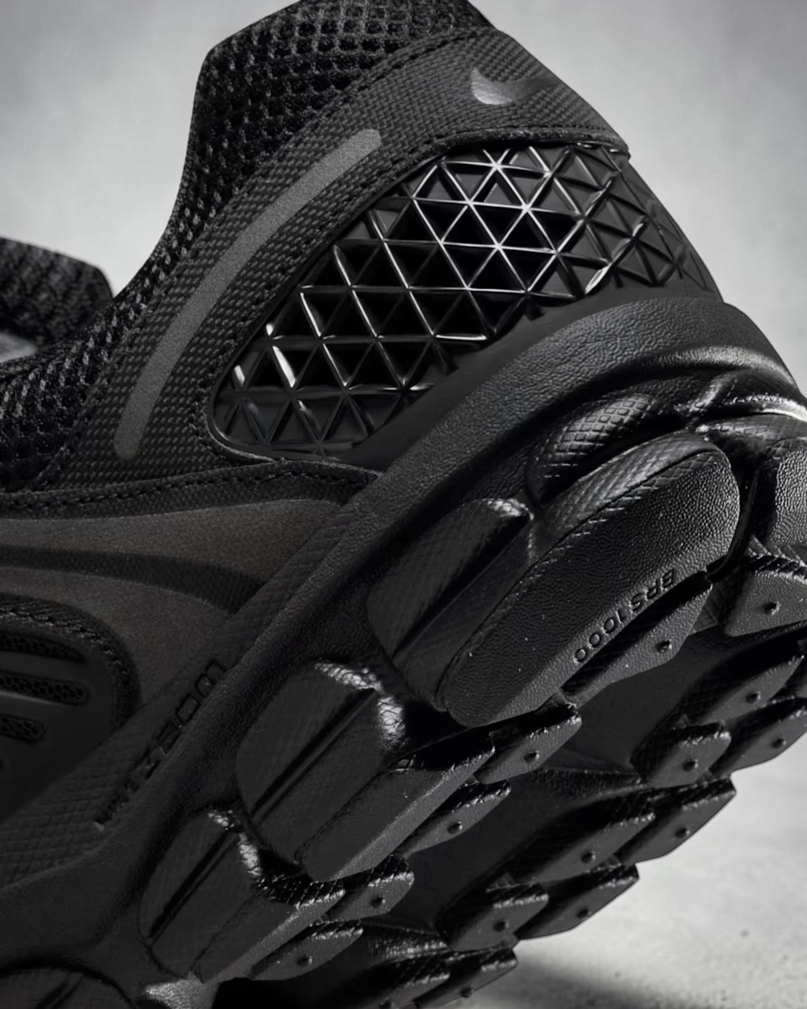 Zoom Vomero 5 Black – Image 7