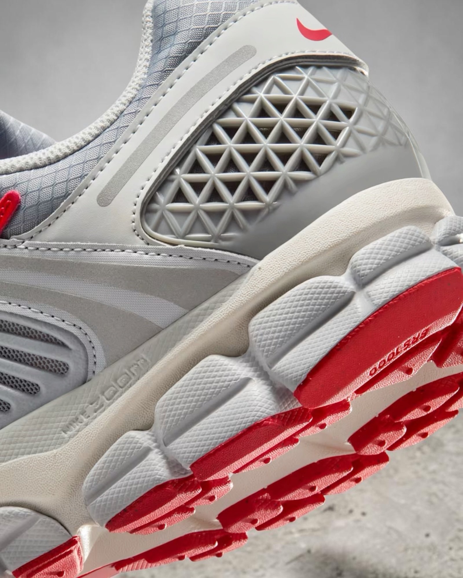 Zoom Vomero 5 Greey red – Image 6