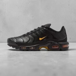 Air Max Plus Tuned Black Laser Orange