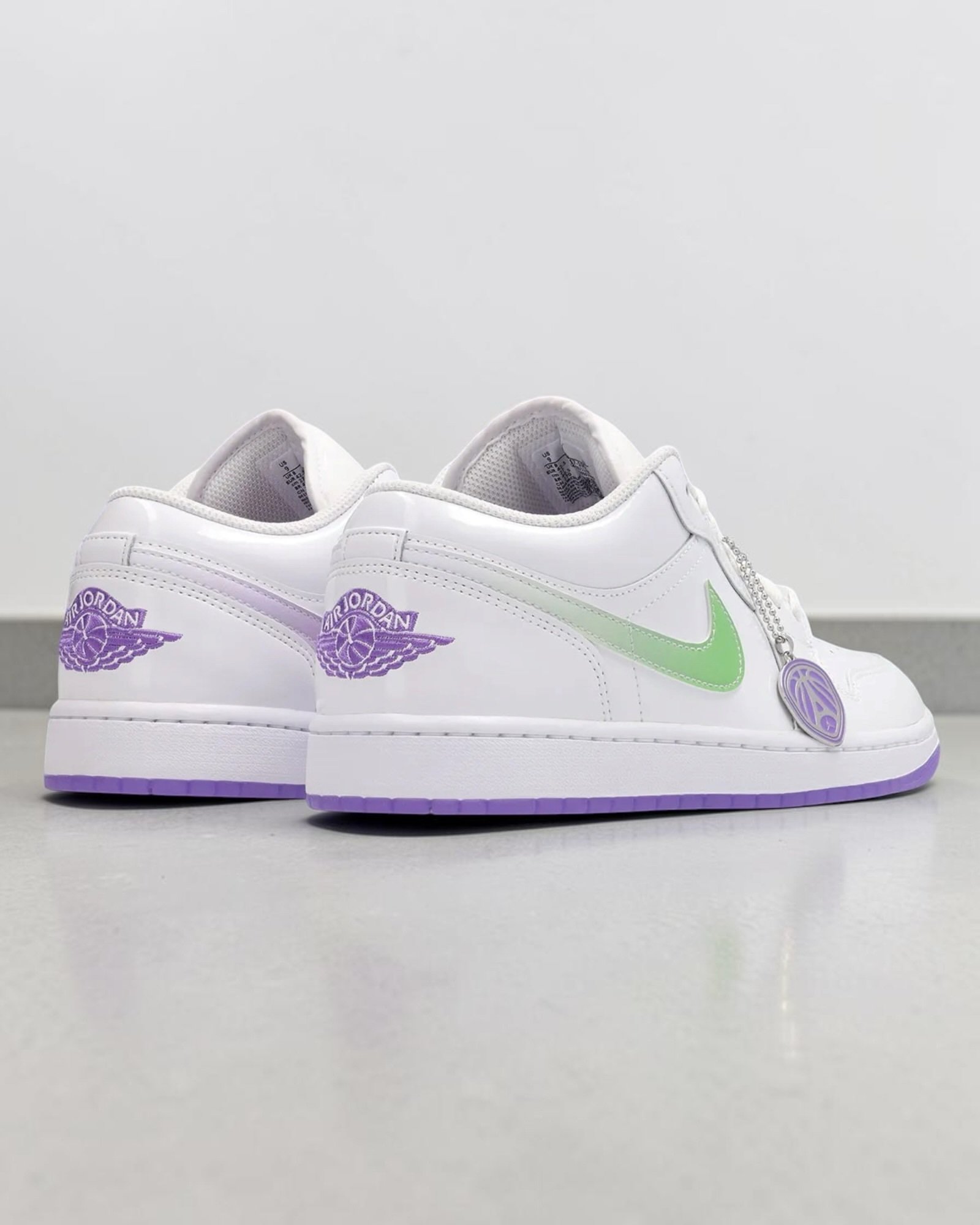 Air Jordan 1 Low SE Quai 54 – Image 4