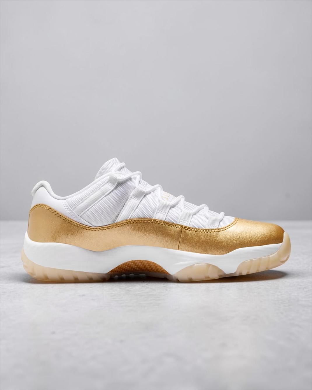Air Jordan 11 Retro Low Mother's GOLD – Image 10